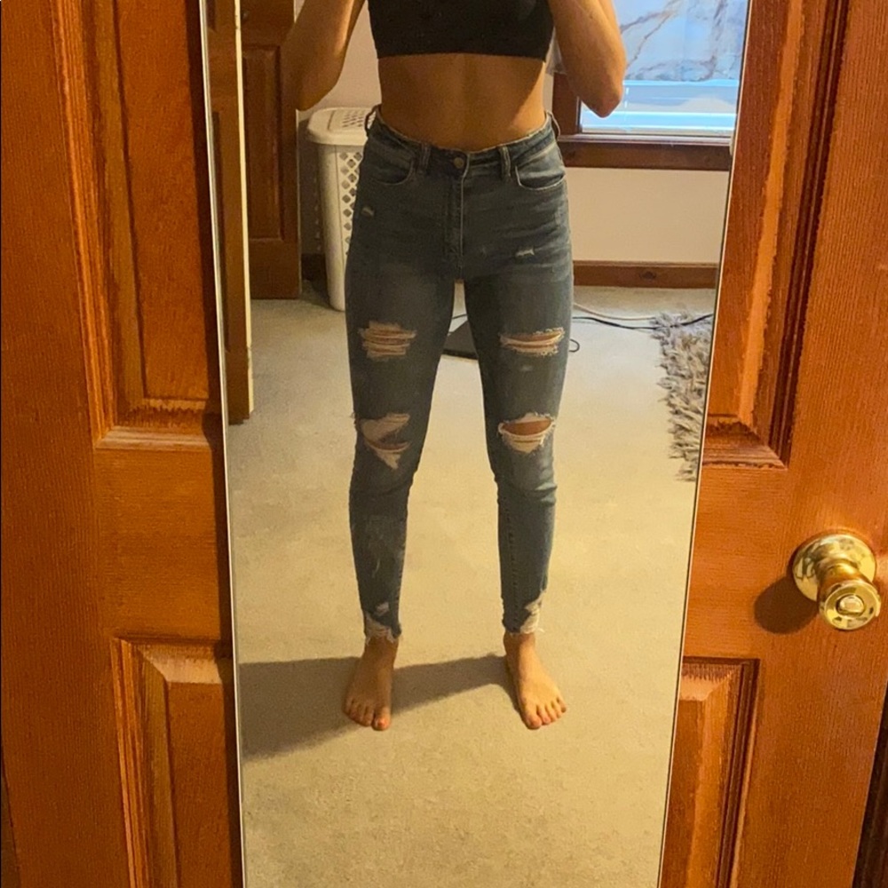 American Eagle High Waisted Distressed Jeans